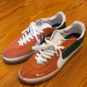 Nike SB Men's Orange and Green Sneakers